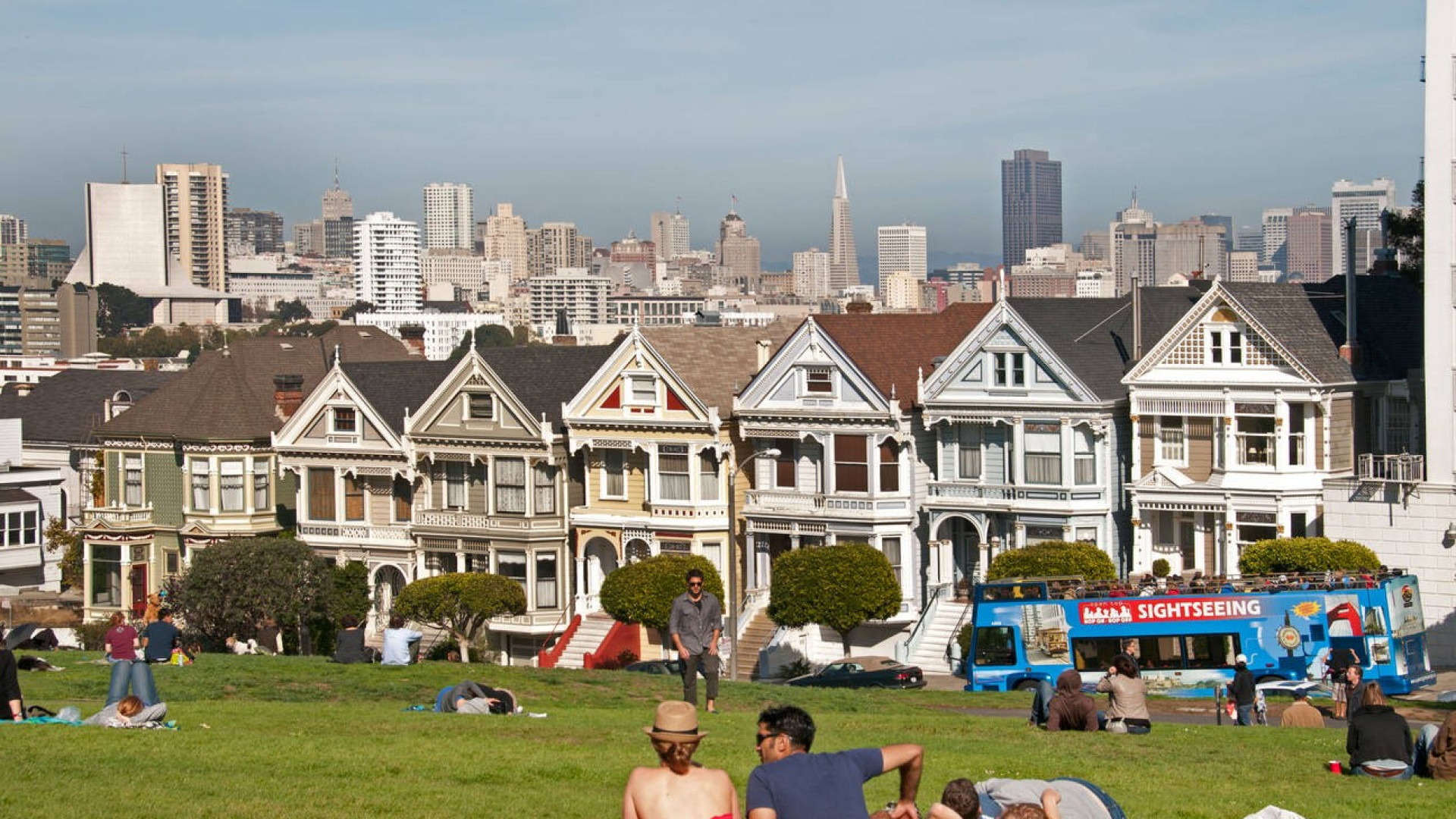 El momento exacto en el que empezó el movimiento hippie: un cruce en medio de San Francisco