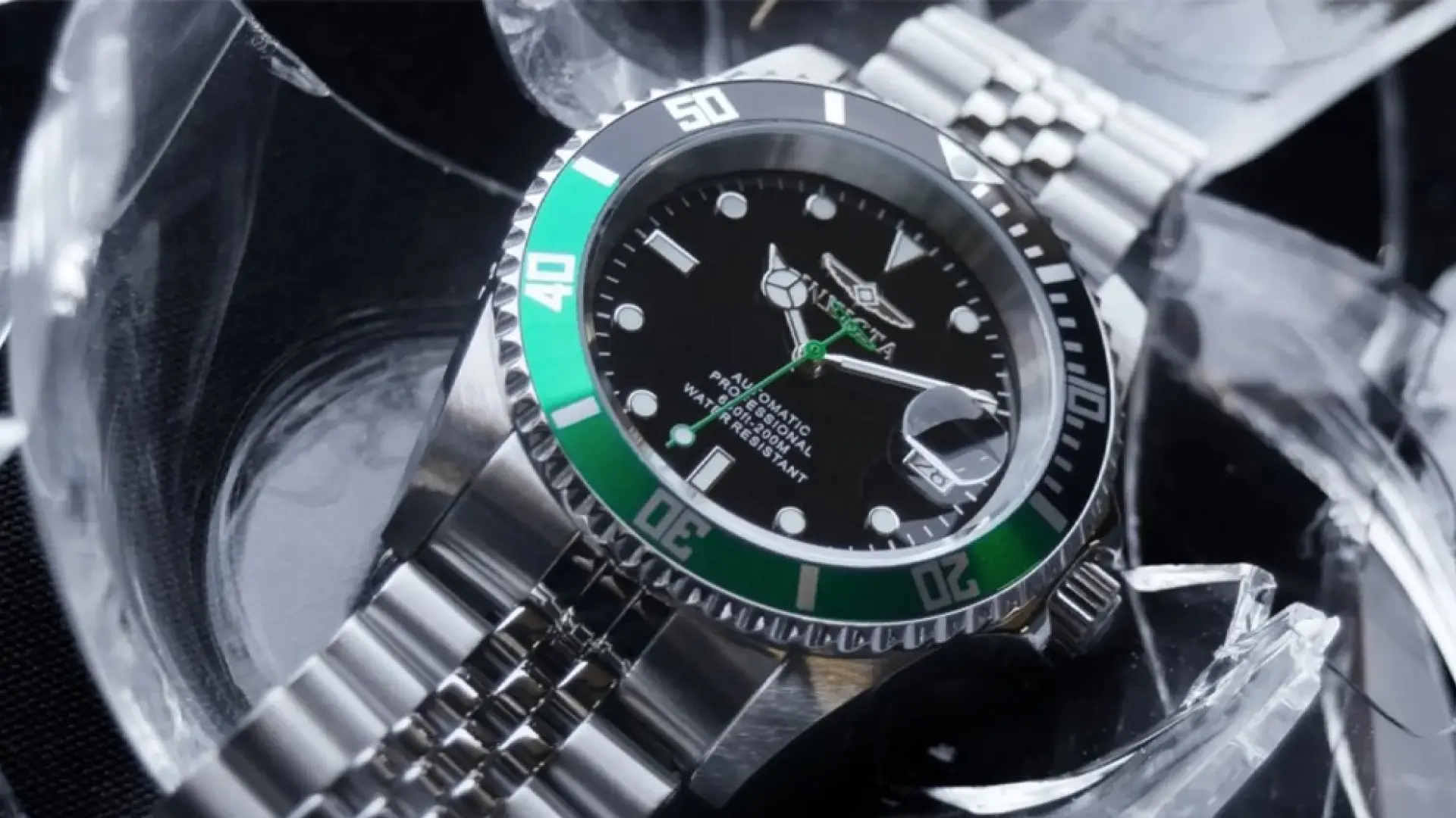 Invicta homenajea al Rolex Submariner: varios de sus relojes, a precio de ganga en Amazon