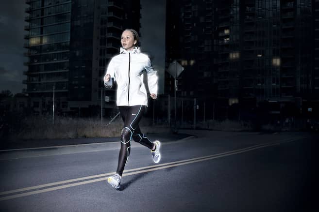 ¿Es mejor hacer running de día o de noche?